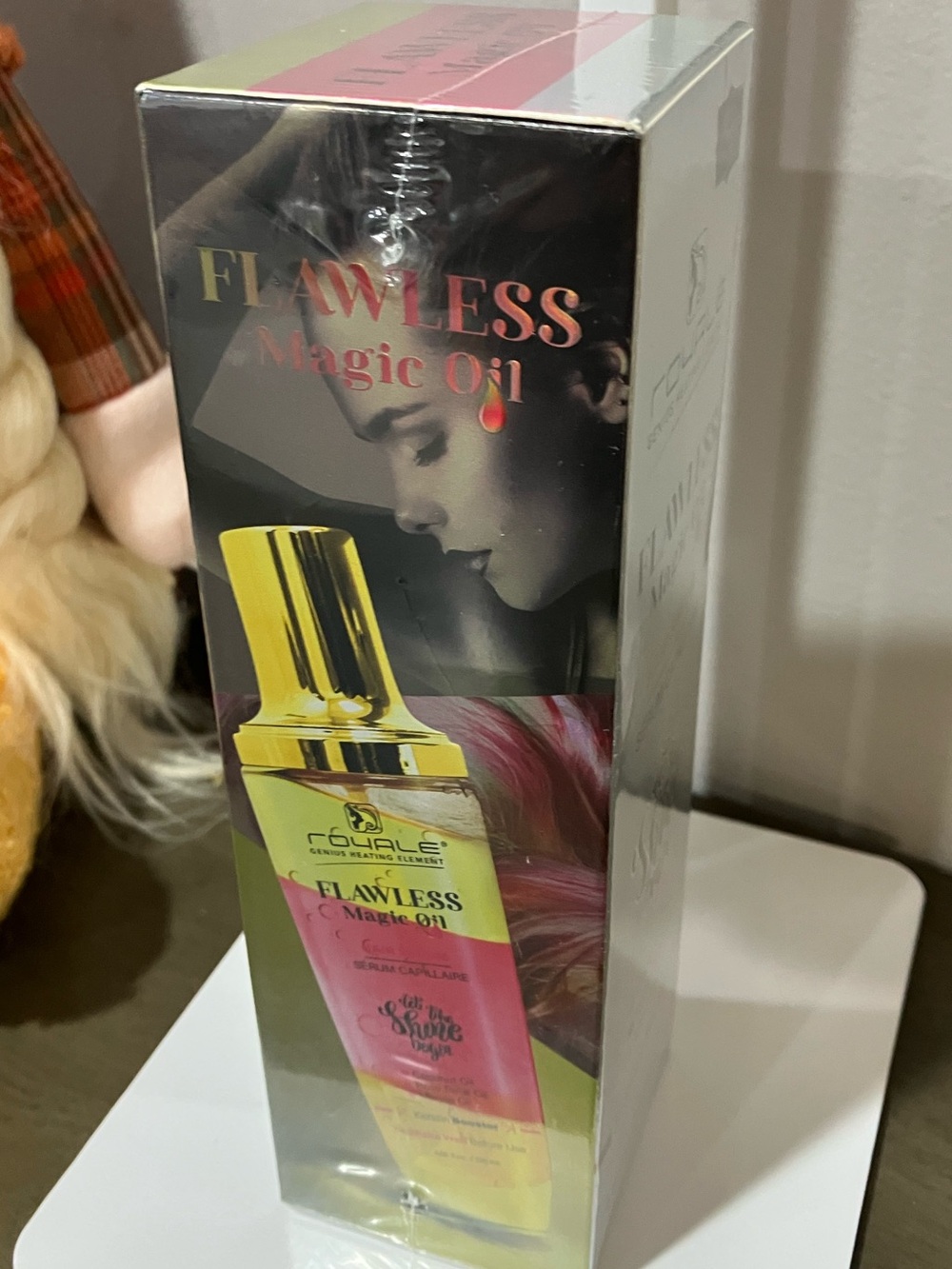Royale LAWLESS Magic Oil Hair Serum